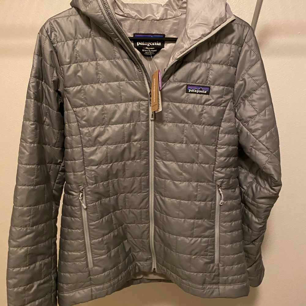 Patagonia Nano Puff gray hoody women’s medium